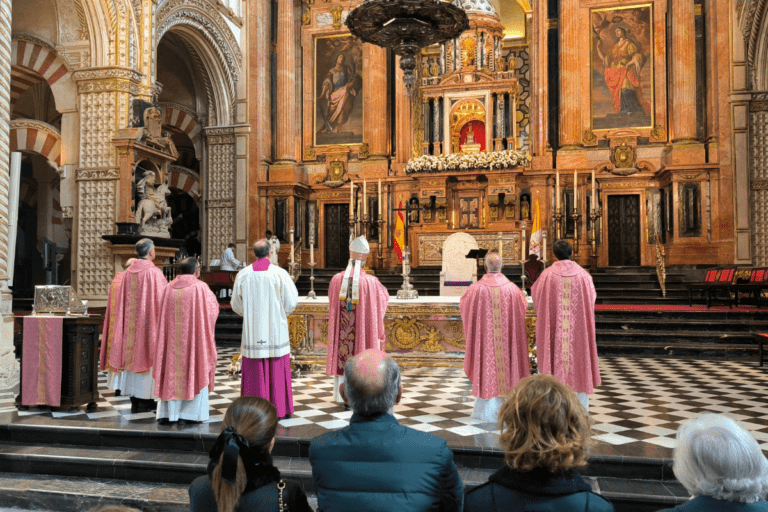 Lee más sobre el artículo Eucaristía de Acción de Gracias por los 70 años del primer Cursillo en Córdoba